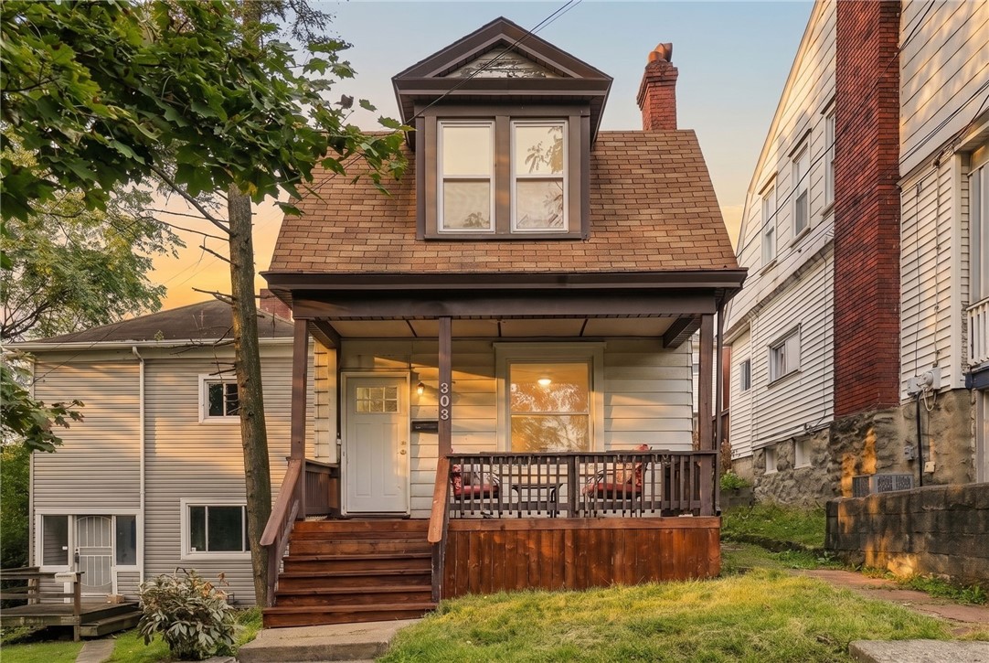 Exterior of 303 Paur St, Pittsburgh, PA 15211