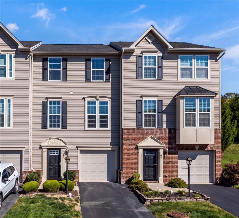 Exterior of 107 Sita Ct, Carnegie, PA 15106