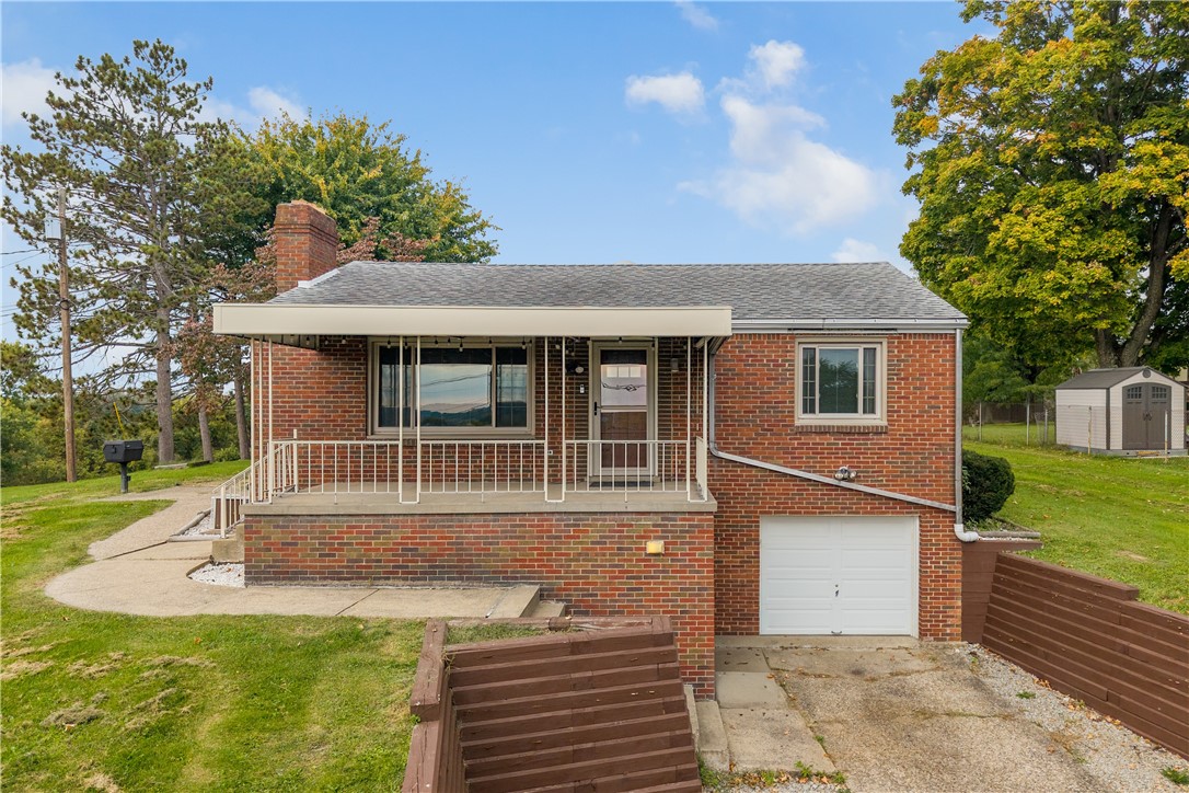 Exterior of 3492 Washington Pike, Bridgeville, PA 15017