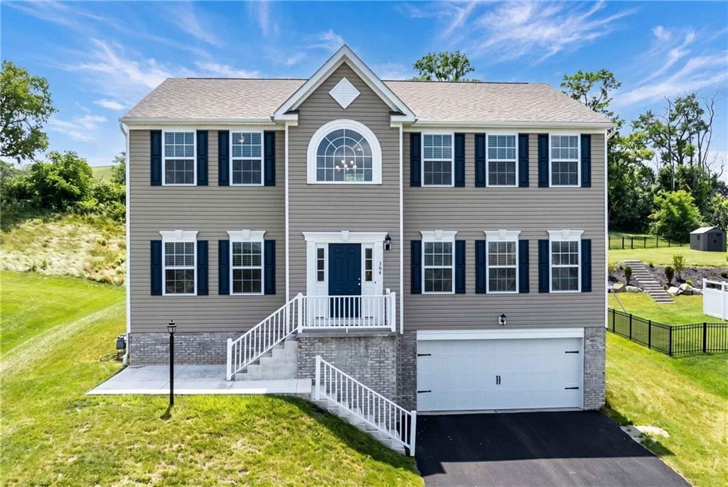 Exterior of 304 Rose Hill Ct, Canonsburg, PA 15317