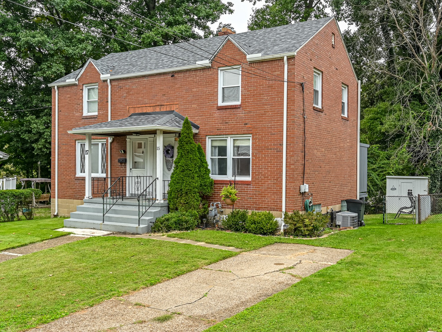 Exterior of 15 Avon DRIVE, Pittsburgh, PA 15202