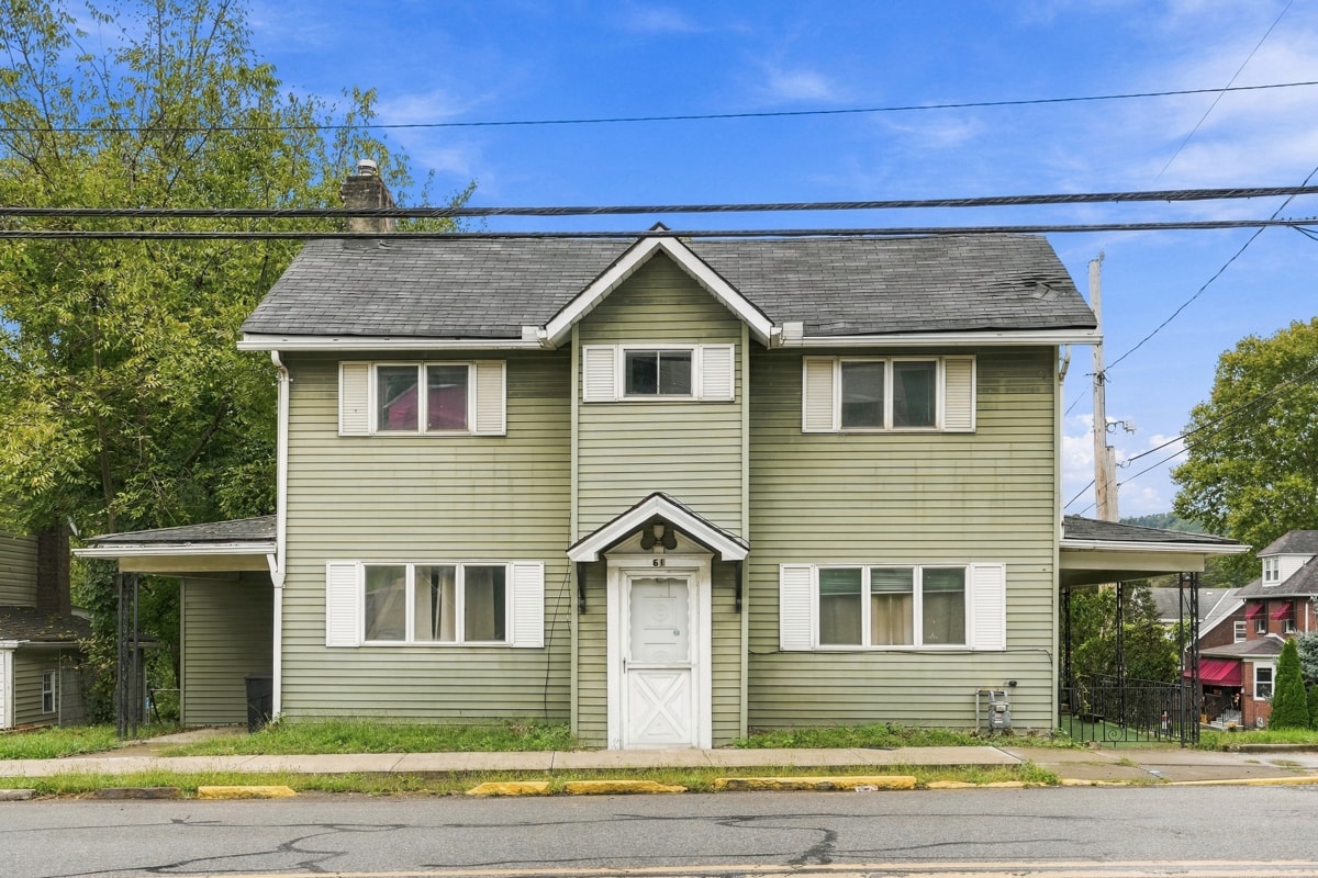 Exterior of 61 State STREET, Baden, PA 15005