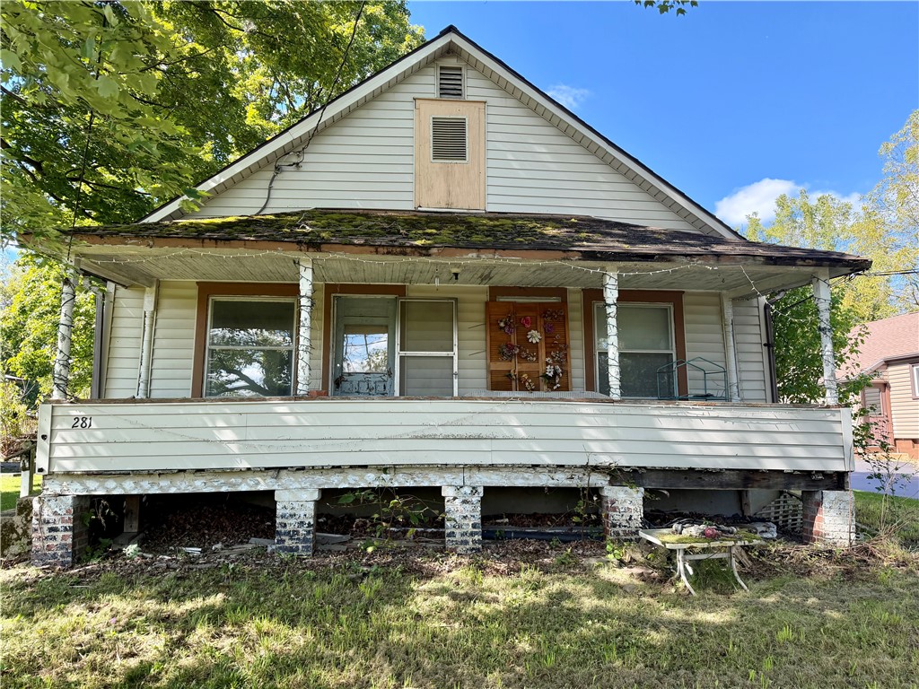 Exterior of 281 Rich Avenue, Hillsville, PA 16132