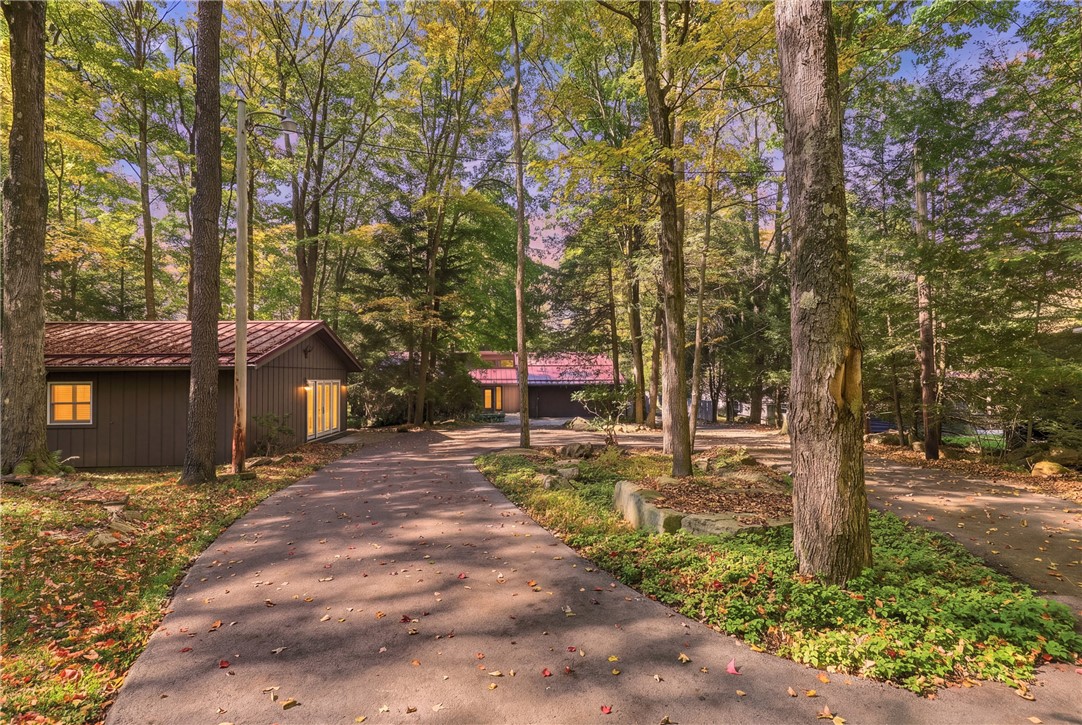 Exterior of 182 South Peninsula Drive, Central City, PA 15926