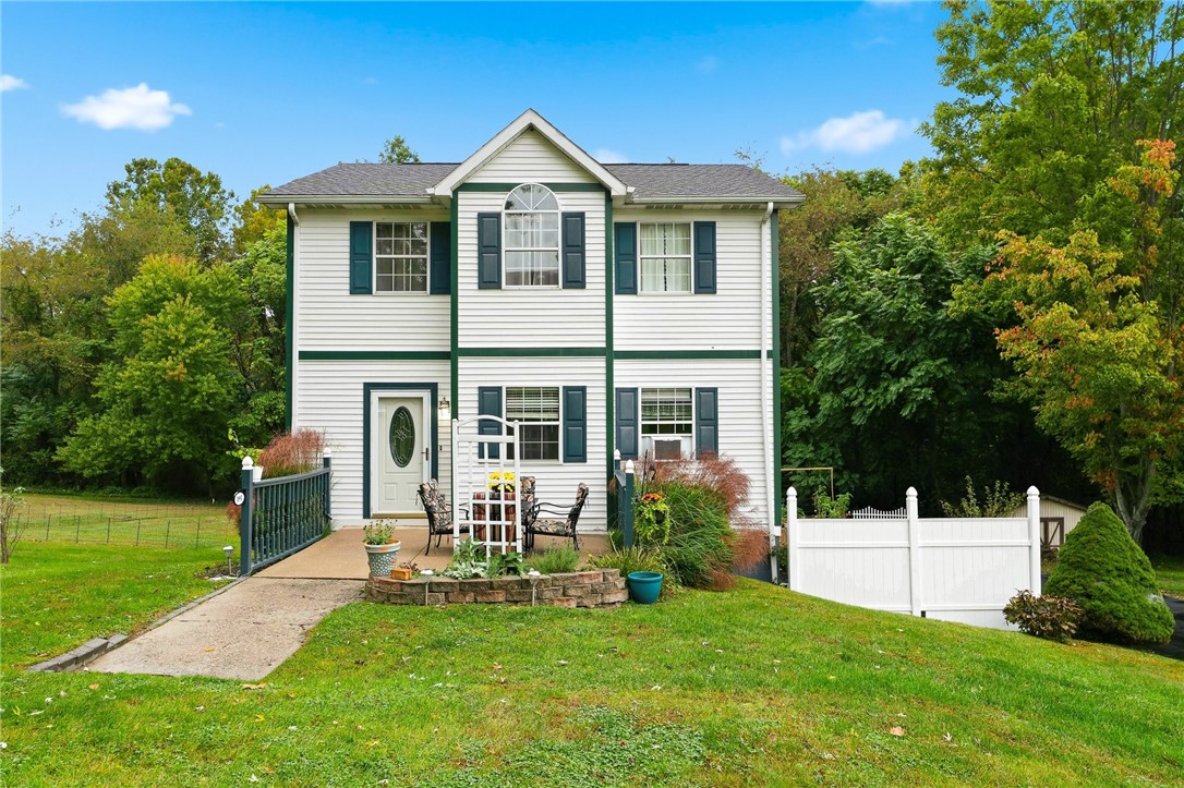 Exterior of 195 Michael Drive, Uniontown, PA 15401