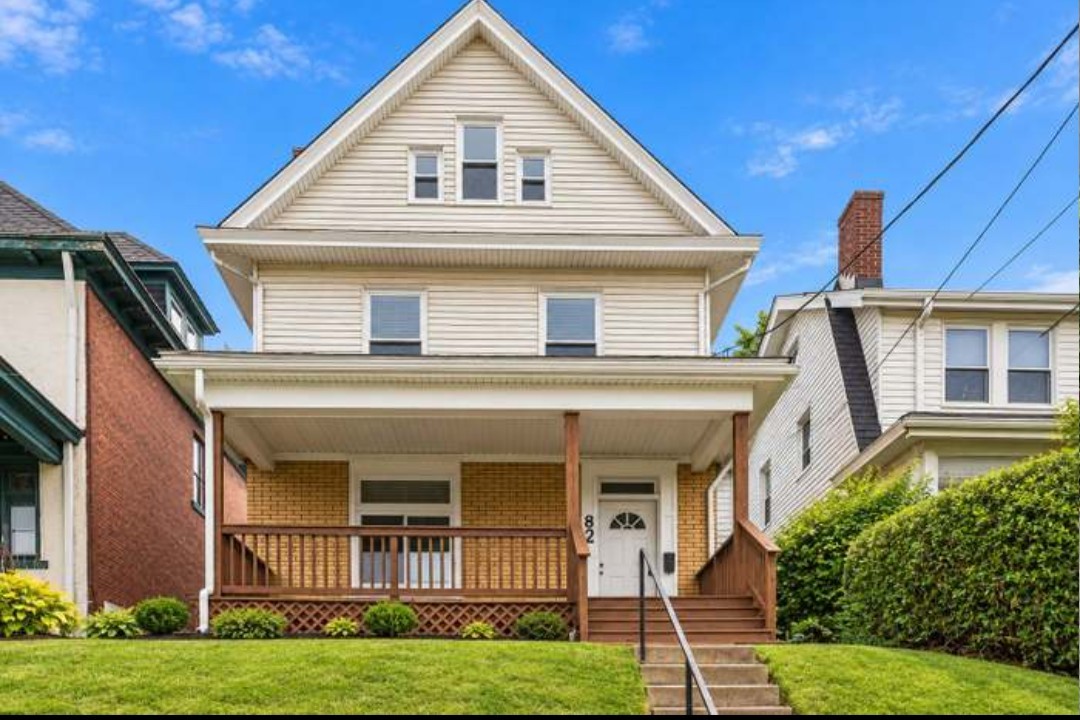 Exterior of 808 Bayridge Ave, Pittsburgh, PA 15226