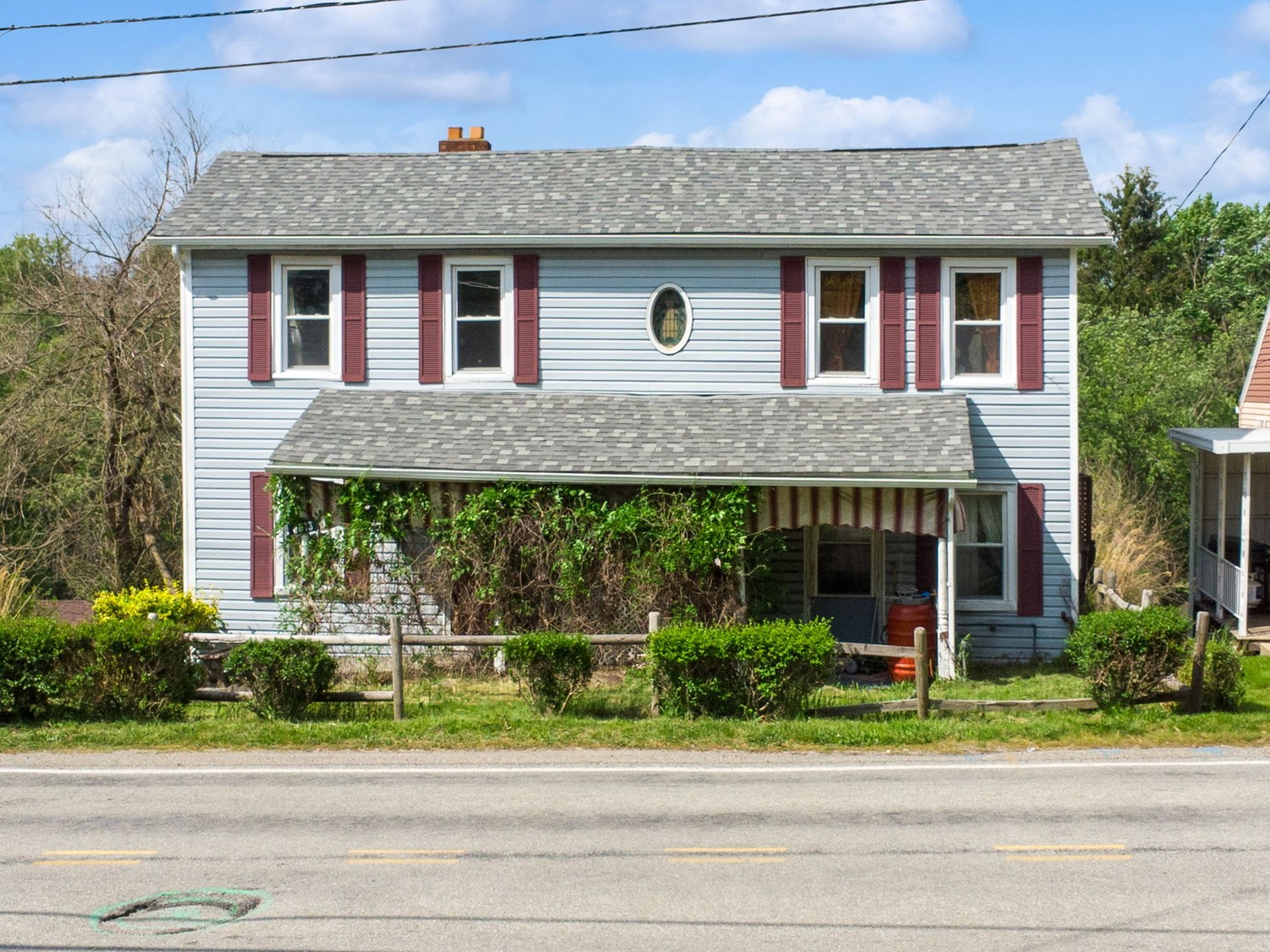 Exterior of 8013 Saltsburg Road, Pittsburgh, PA 15239