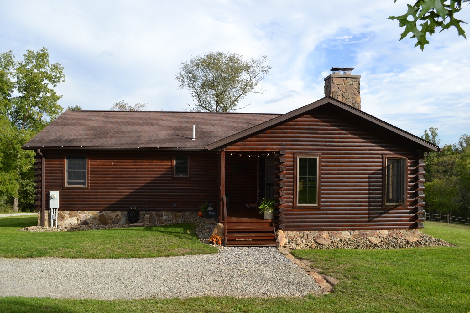 Exterior of 321 Banning Rd., Dawson, PA 15428
