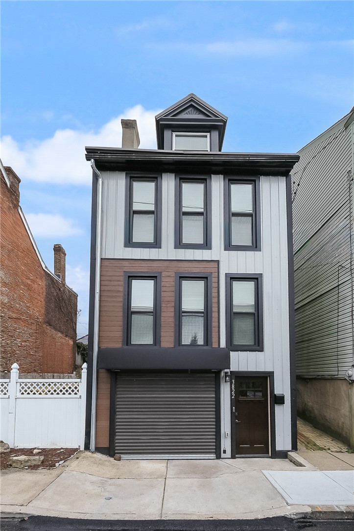 Exterior of 3822 Mintwood St, Pittsburgh, PA 15201