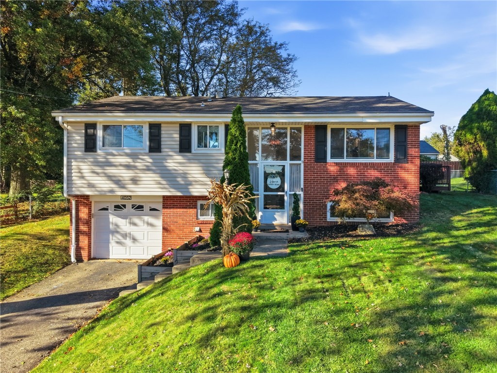 Exterior of 4052 Crestwood Drive, Gibsonia, PA 15044