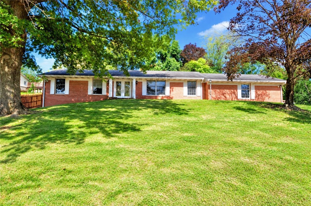 Exterior of 14 Esther St, Charleroi, PA 15022