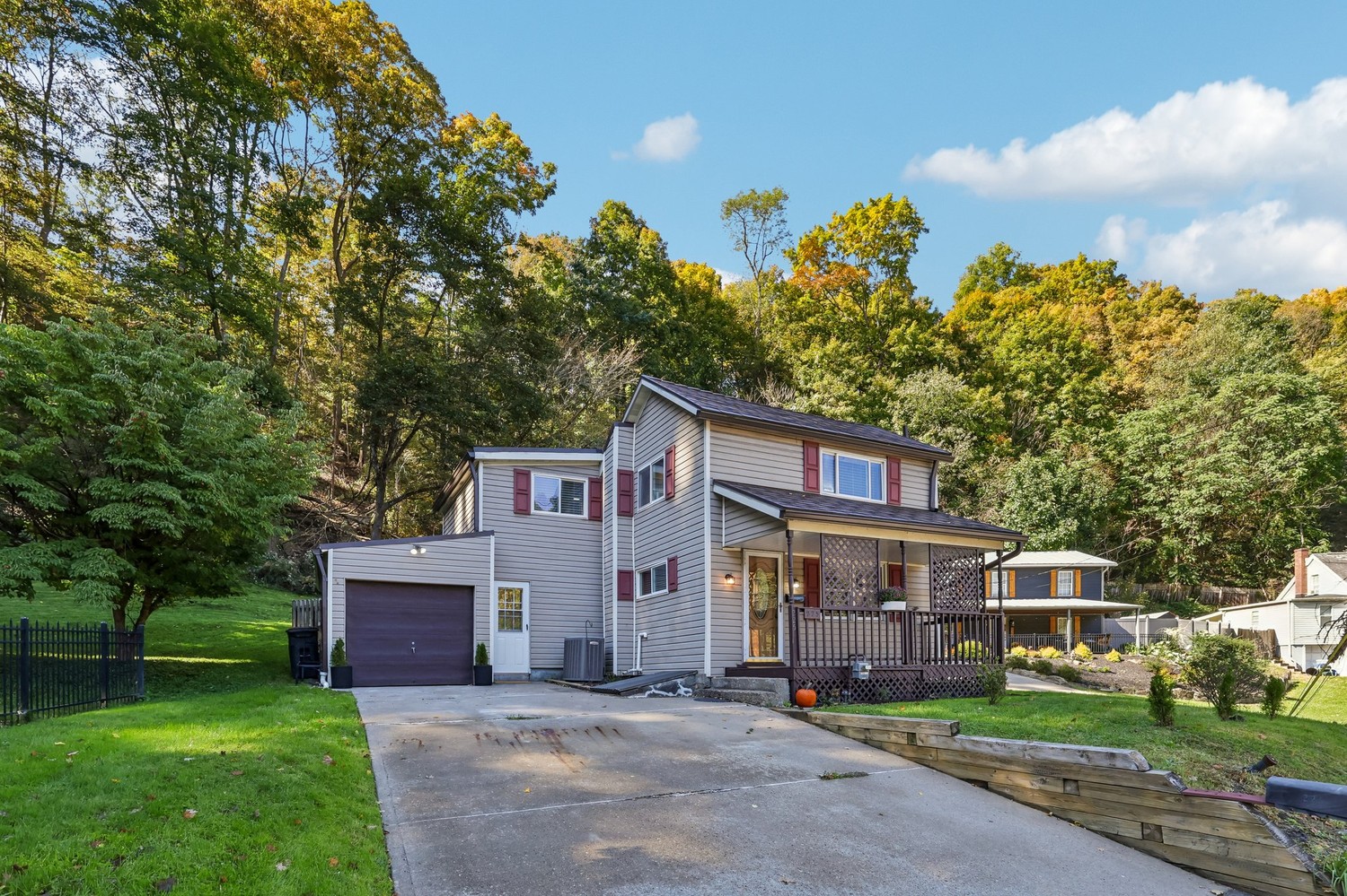 Exterior of 225 Camp Horne ROAD, Pittsburgh, PA 15202