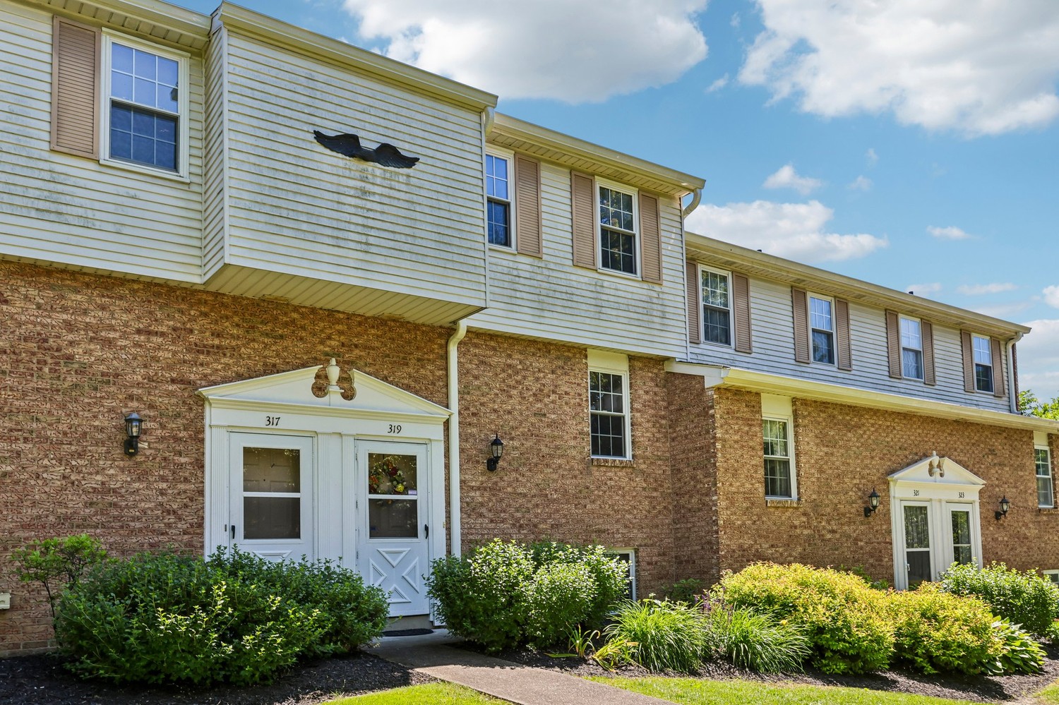 Exterior of 319 Bellford Court, Cranberry Twp, PA 16066