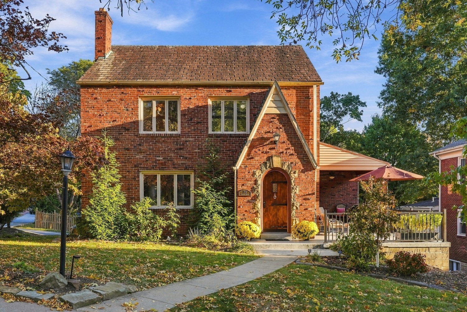 Exterior of 231 Atlanta DRIVE, Pittsburgh, PA 15228