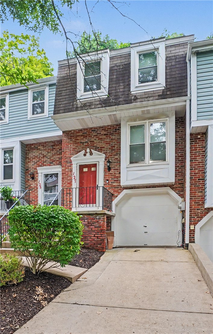 Exterior of 127 Spruce Ct, Pittsburgh, PA 15229