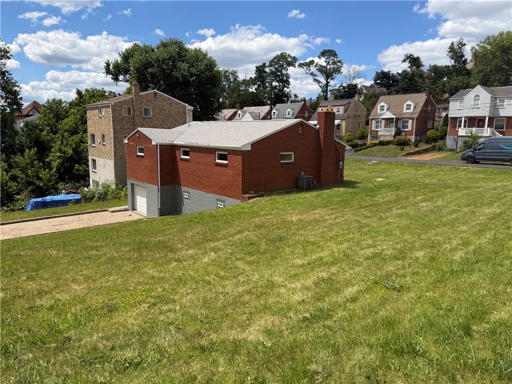 Exterior of 334 Caperton St, Pittsburgh, PA 15210