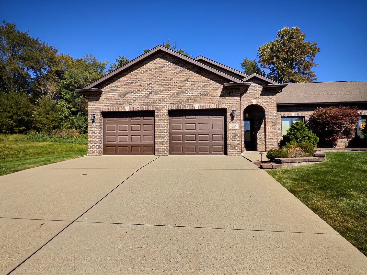 Exterior of 1213 Bedford ROAD, Irwin, PA 15642
