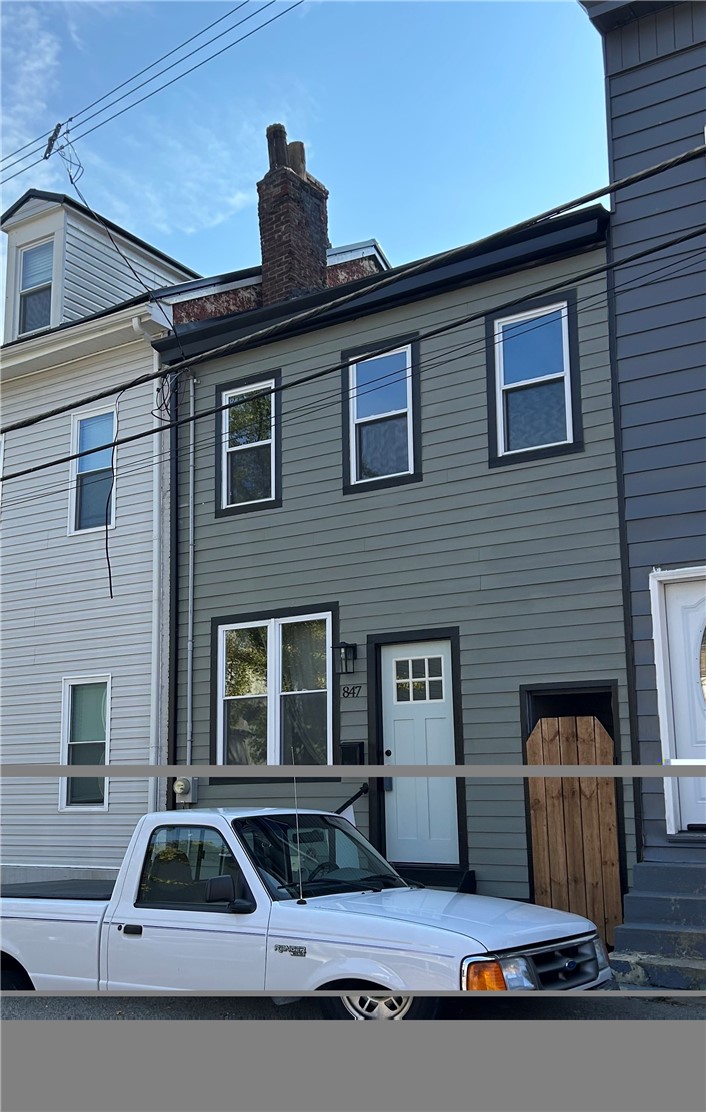 Exterior of 847 Suismon St, Pittsburgh, PA 15212