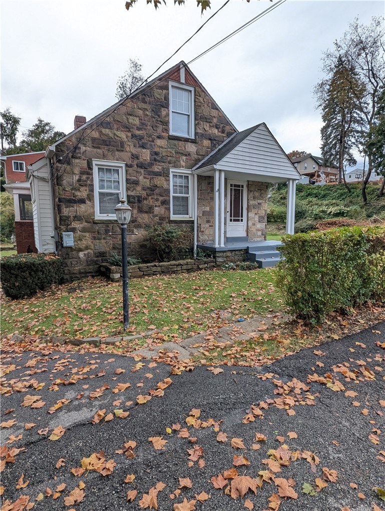 Exterior of 4118 Cloverlea St., Pittsburgh, PA 15227