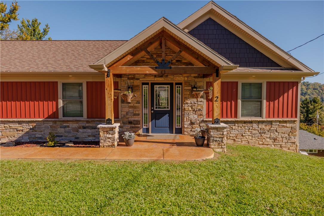 Exterior of 2 Nellie Ave, Dunlevy, PA 15432