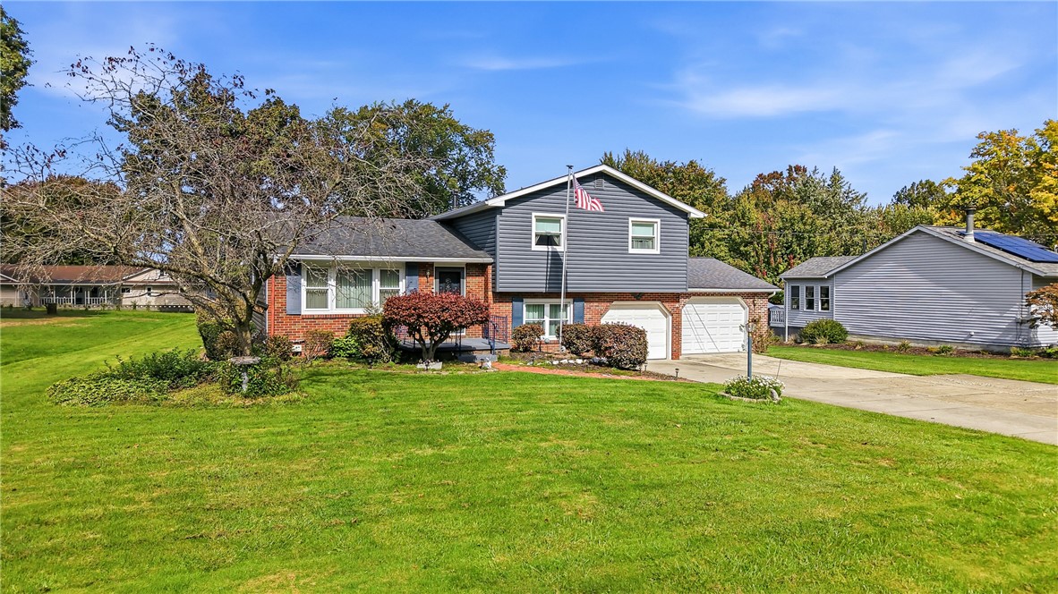 Exterior of 5805 Daniel Drive, Hermitage, PA 16148