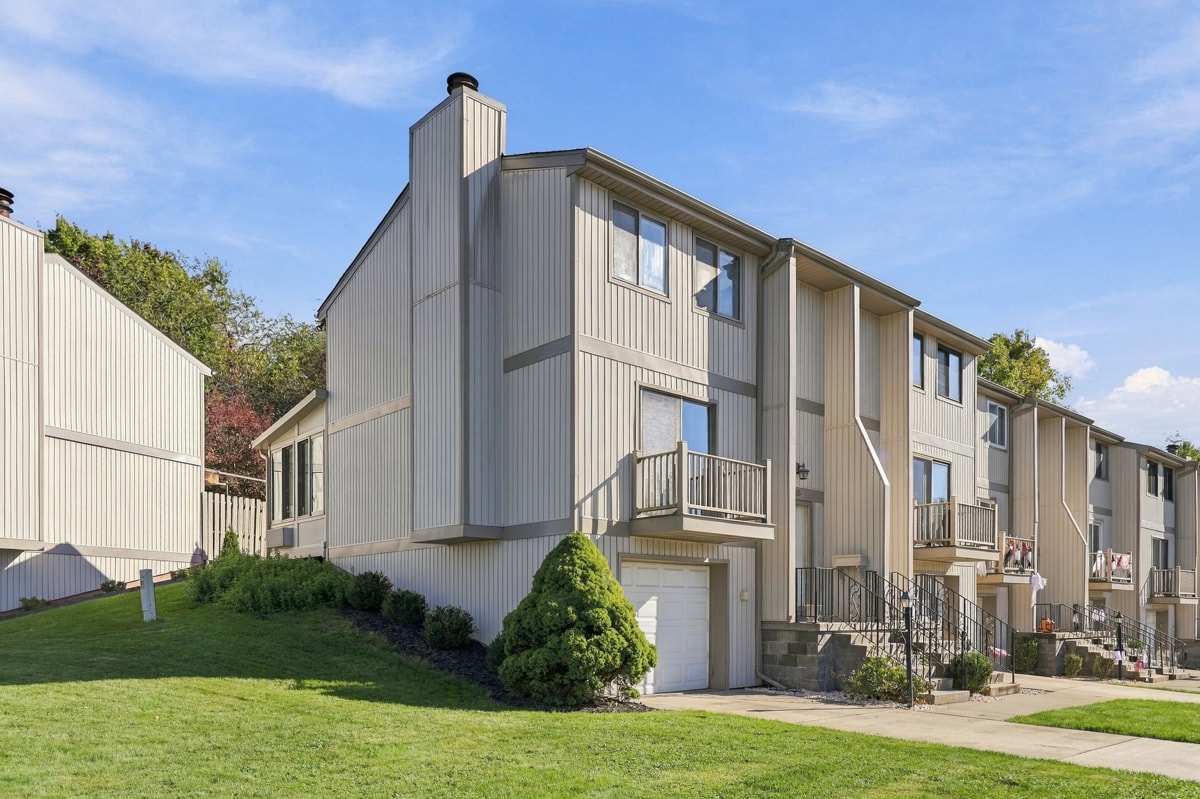 Exterior of 125 Arrowood Drive, Cranberry Twp, PA 16066