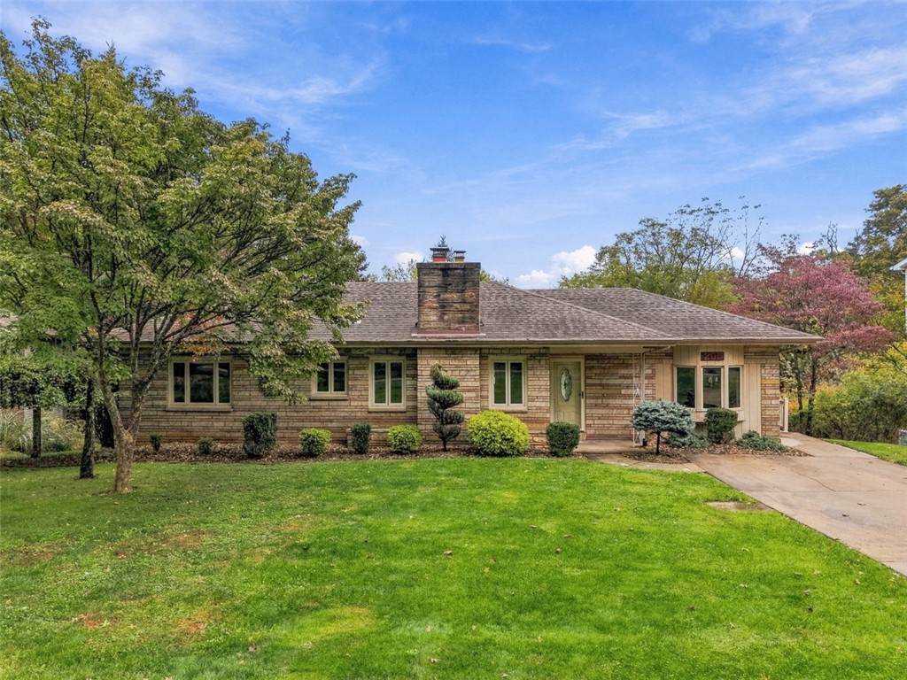 Exterior of 205 Woodside Dr, Washington, PA 15301