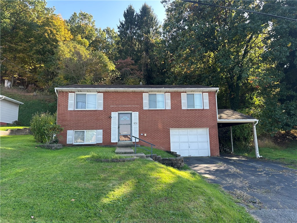 Exterior of 3212 Vermont Avenue, Lower Burrell, PA 15068