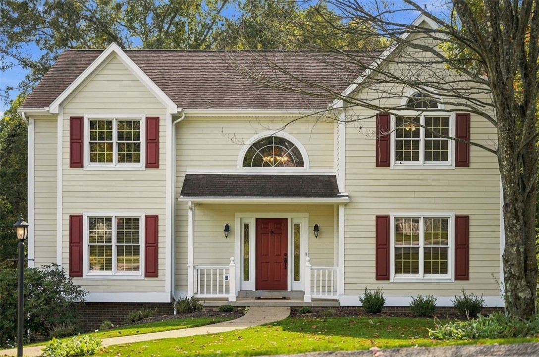 Exterior of 2448 Rihn Strasse, Gibsonia, PA 15044
