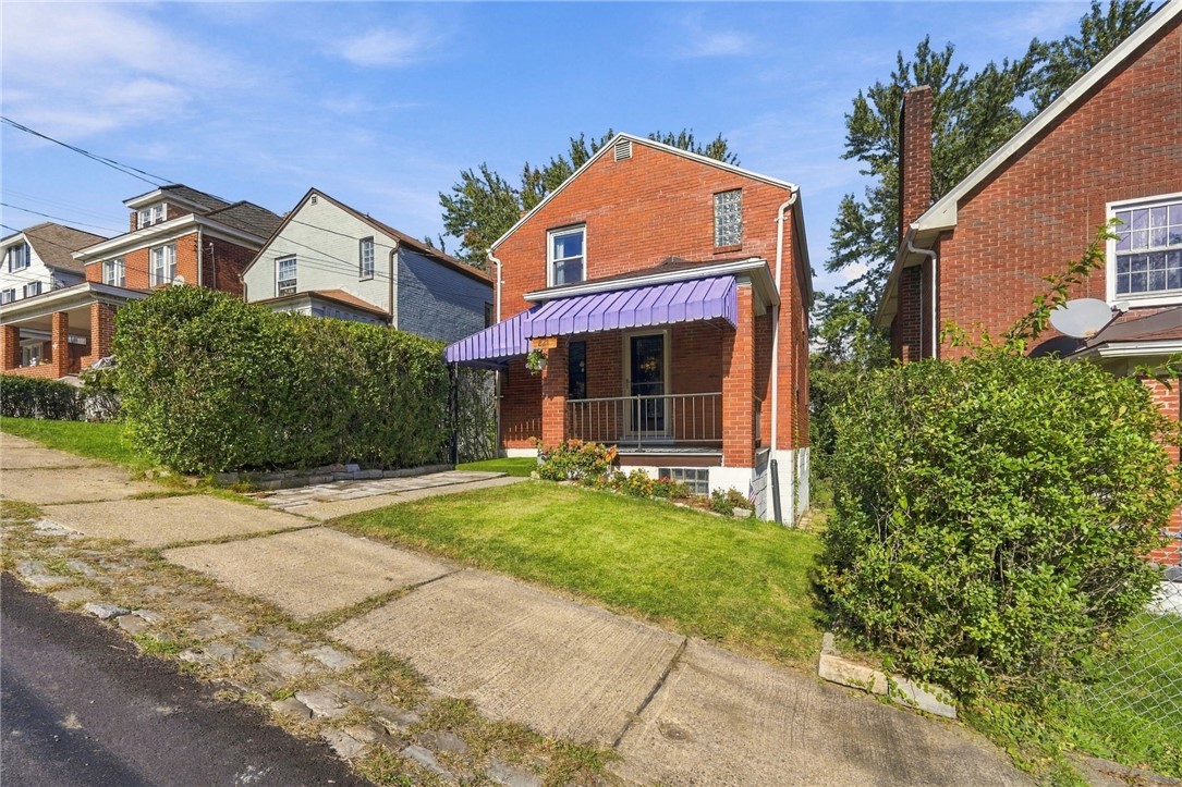 Exterior of 821 Gallion Ave, Pittsburgh, PA 15226