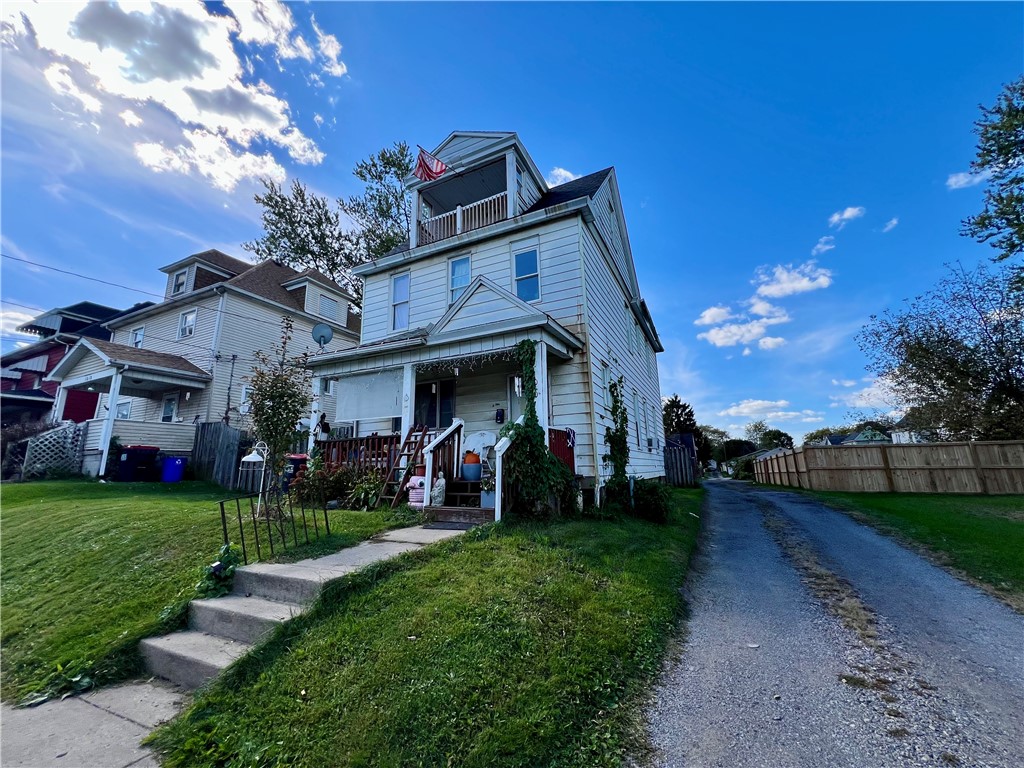 Exterior of 1010 Cunningham Ave, New Castle, PA 16101