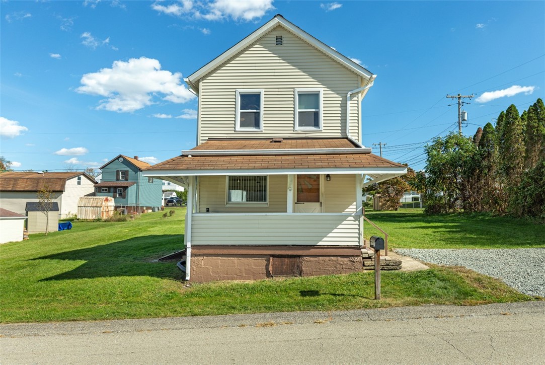 Exterior of 102 Duncan Street, Jeannette, PA 15644