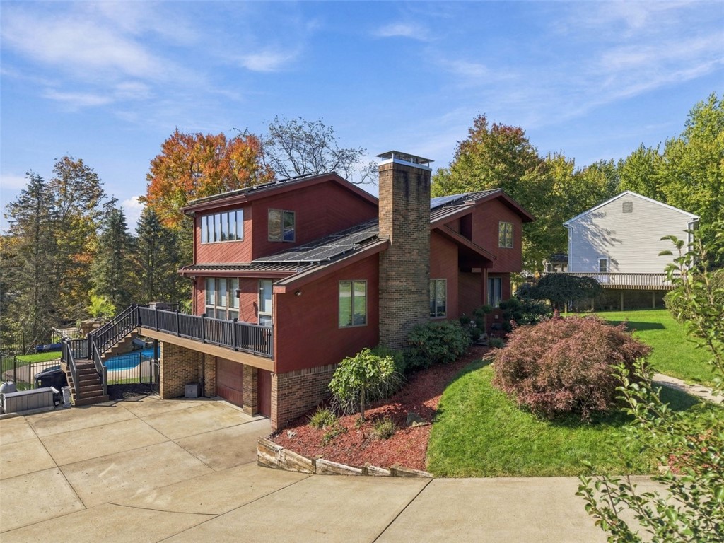 Exterior of 1601 Mountainview Dr, Gibsonia, PA 15044