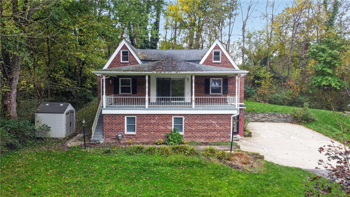 Exterior of 282 McMurray Rd, Pittsburgh, PA 15241