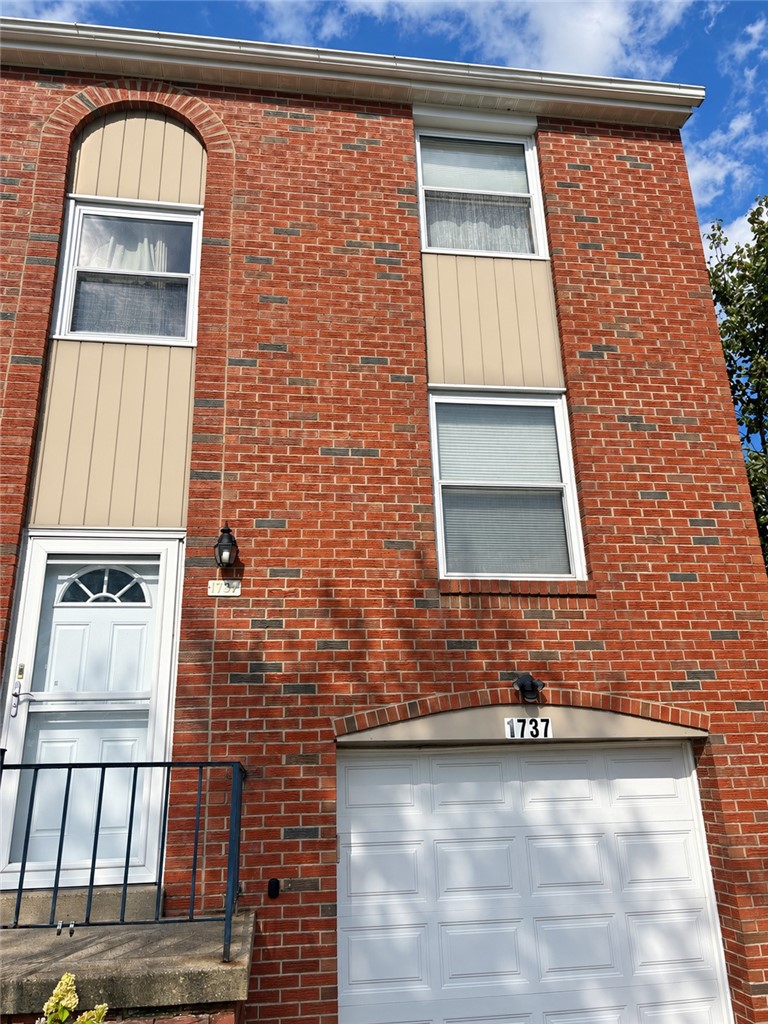 Exterior of 1737 Patrick Pl, South Park, PA 15129