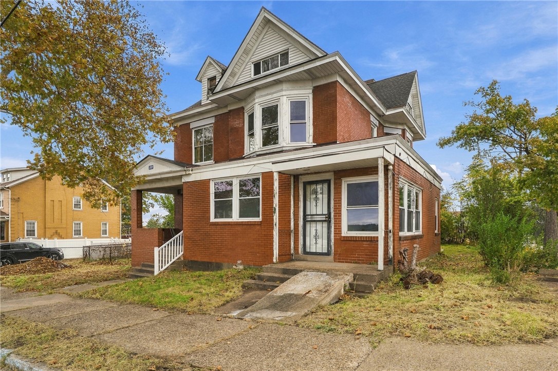 Exterior of 2019 Jenny Lind St, Mckeesport, PA 15132
