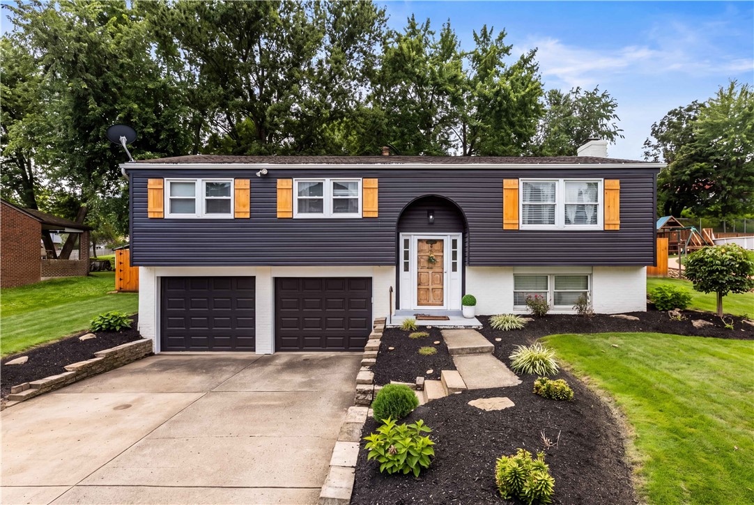 Exterior of 36 Concord Dr, Irwin, PA 15642