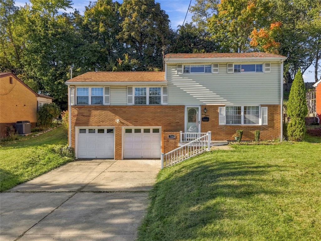 Exterior of 716 Cottonwood Dr, Monroeville, PA 15146
