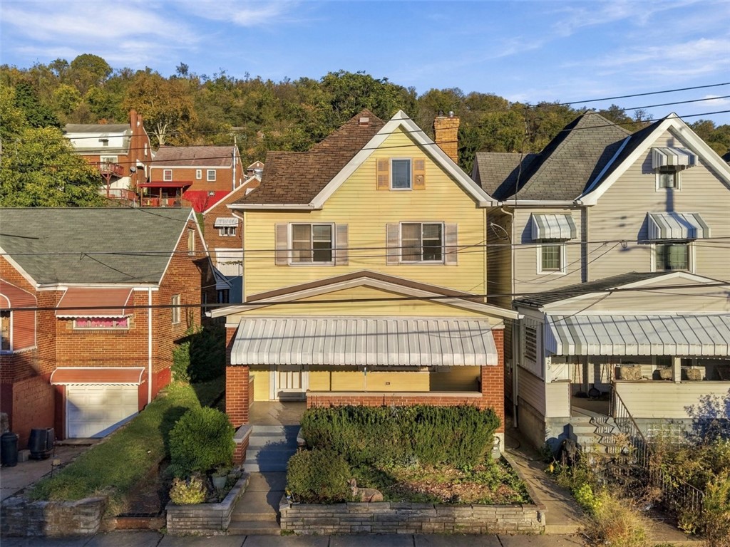 Exterior of 421 Erie Ave, Glassport, PA 15045