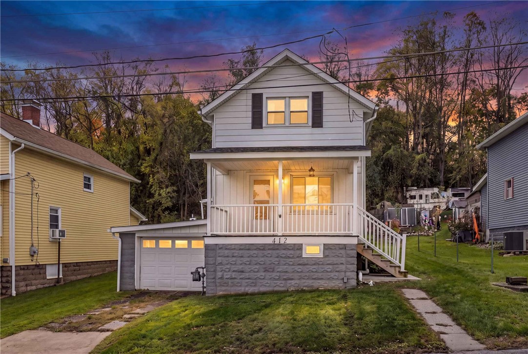 Exterior of 412 Grant St, PA 15358