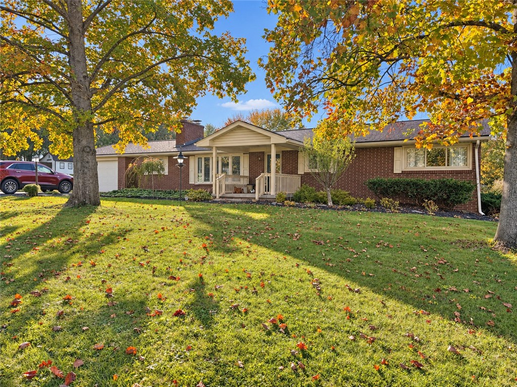 Exterior of 139 Lipinwood Dr, Beaver Falls, PA 15010
