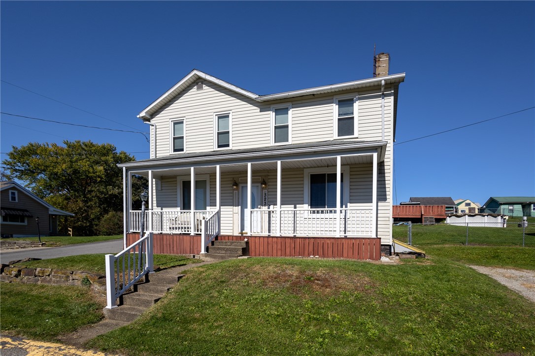 Exterior of 323 Short St, Mcdonald, PA 15057