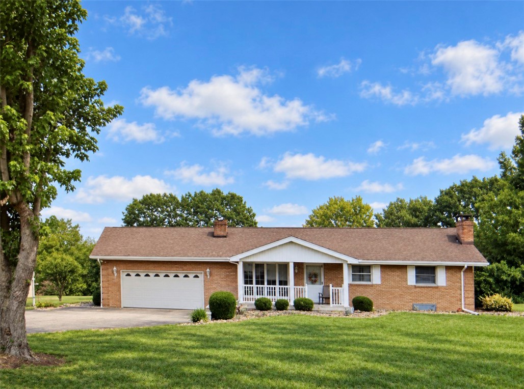 Exterior of 518 N Mountainview Street, Mt Pleasant, PA 15666