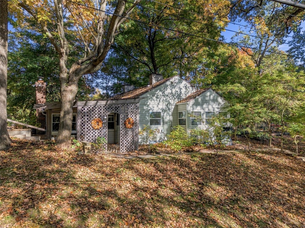 Exterior of 617 Virginia Avenue Ext, Pittsburgh, PA 15215