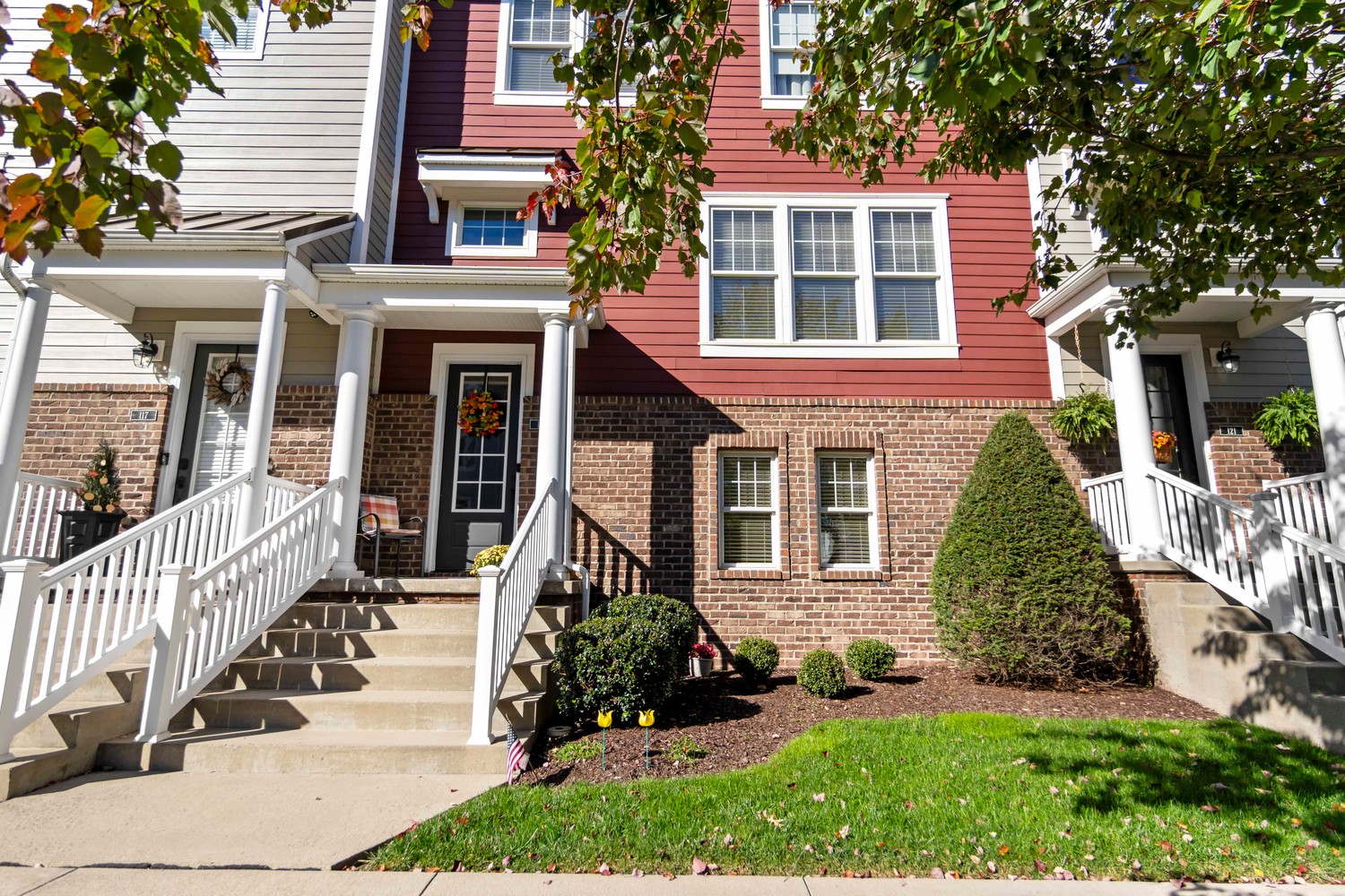 Exterior of 119 3rd Street, Oakmont, PA 15139