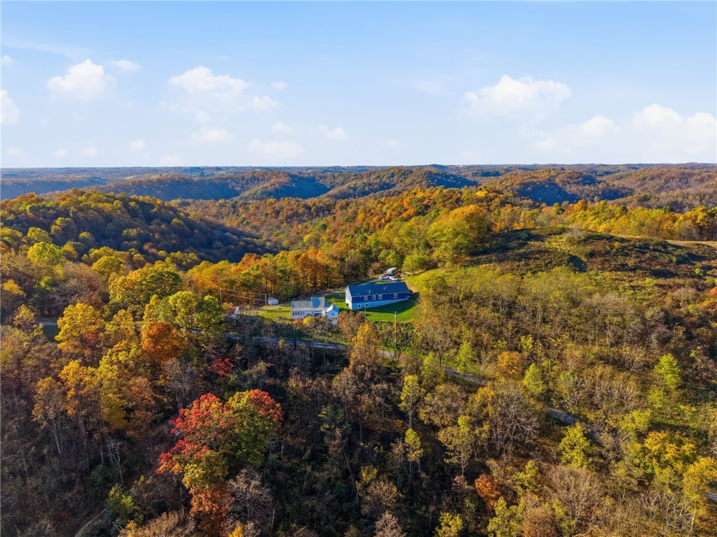 Exterior of 191 Mount Carmel Ridge Rd, Aleppo, PA 15310