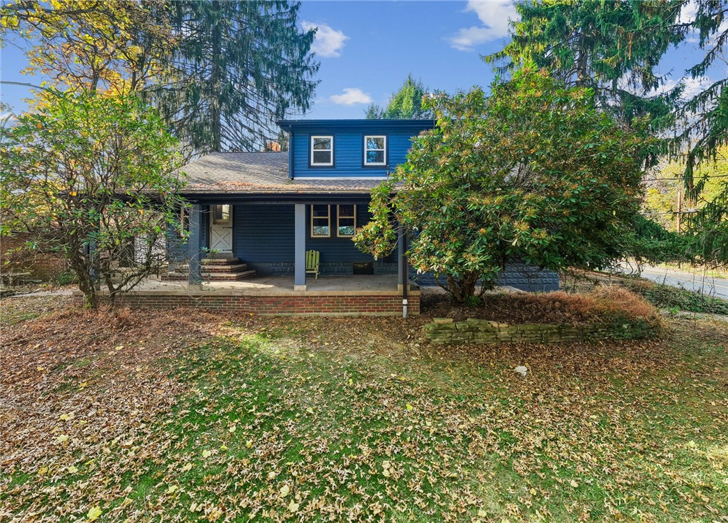 Exterior of 345 Garvin Rd, PA 15332