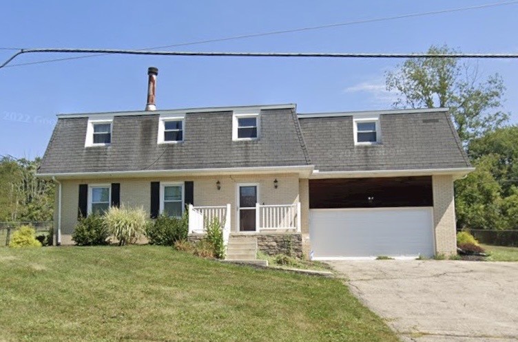 Exterior of 105 Valley View Dr, Washington, PA 15301