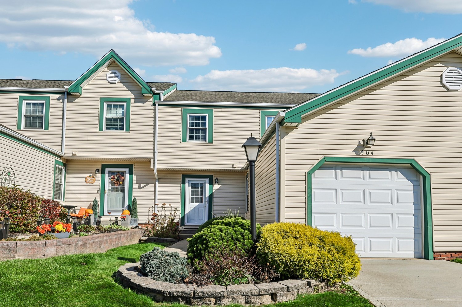 Exterior of 504 Sunrise Drive, Cranberry Twp, PA 16066