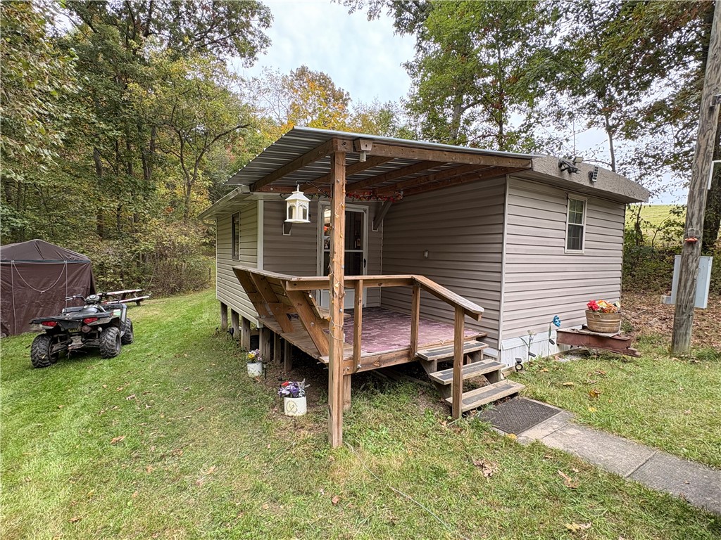 Exterior of 236 Miller Lane Rd, PA 15370